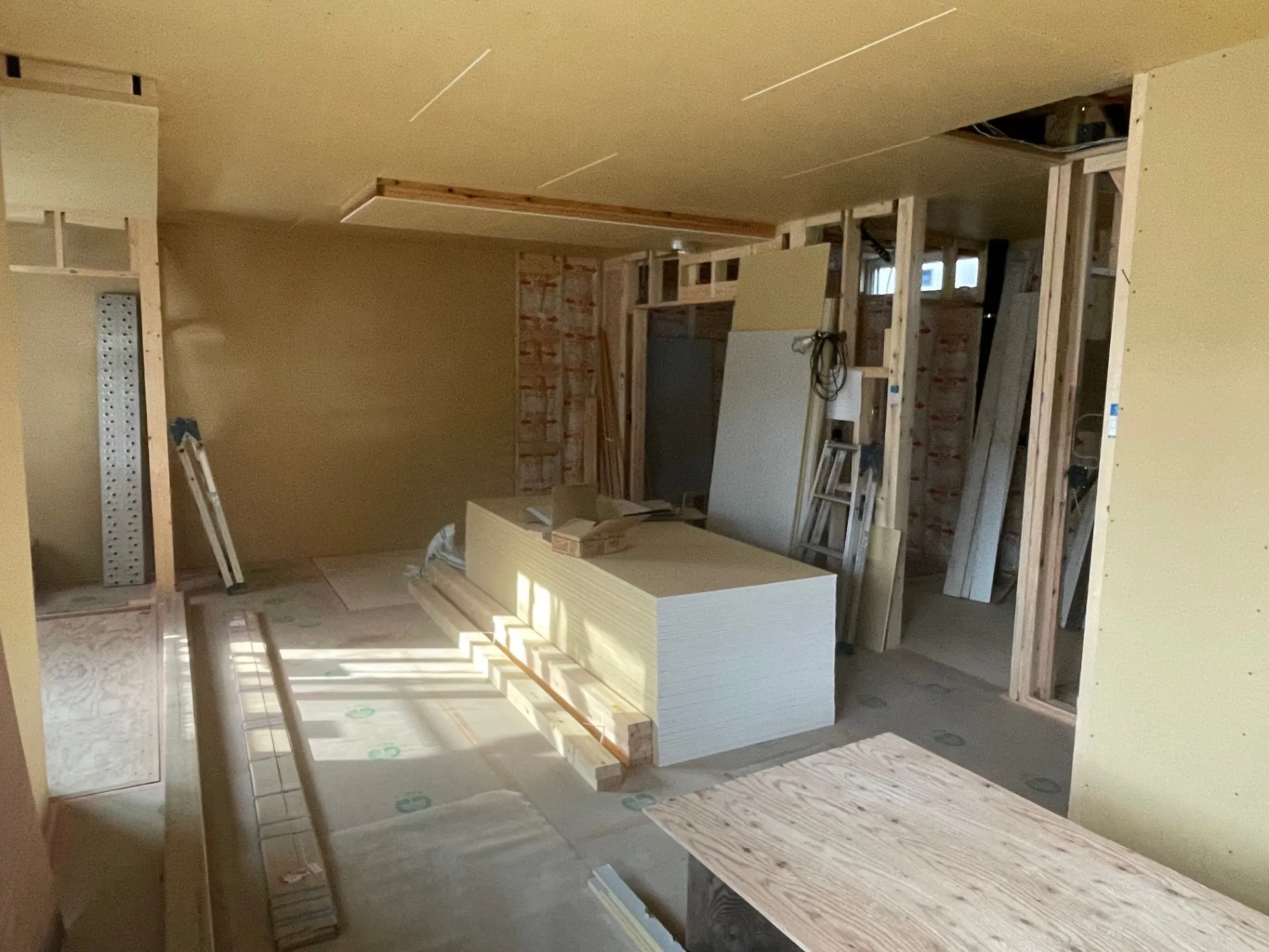 内部工事の進行【かなめ創建】